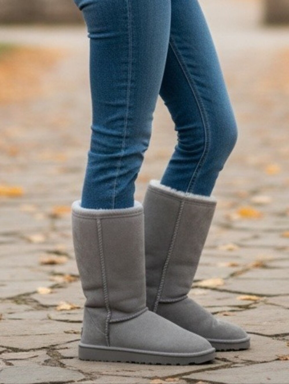 Bearpaw Elle Short Boots Womens Size 10 Gray Suede Sheepskin Wool Winter 1962W